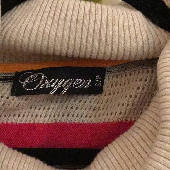 Cotton loose turtle neck knit sweater (never worn) - Picture 2 of 3